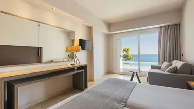 Alexandra Beach Resort & Spa