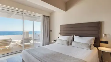Alexandra Beach Resort & Spa