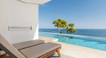Alexandra Beach Resort & Spa