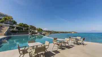 Alexandra Beach Resort & Spa