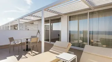 Alexandra Beach Resort & Spa