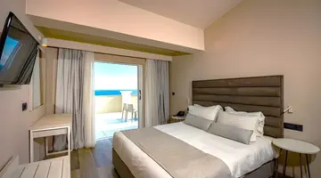 Alexandra Beach Resort & Spa