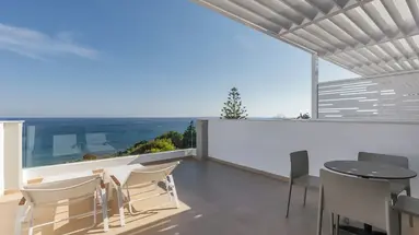 Alexandra Beach Resort & Spa