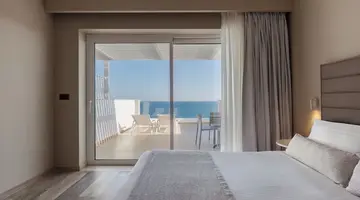 Alexandra Beach Resort & Spa