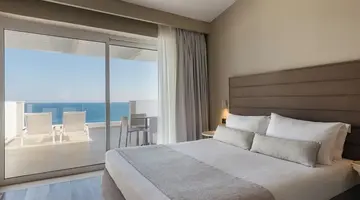 Alexandra Beach Resort & Spa