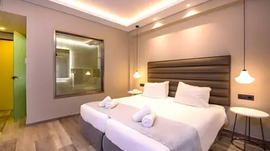 Alexandra Beach Resort & Spa