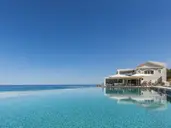 Alexandra Beach Resort & Spa