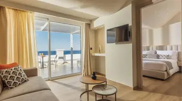 Alexandra Beach Resort & Spa