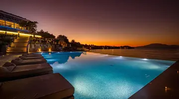 Alexandra Beach Resort
