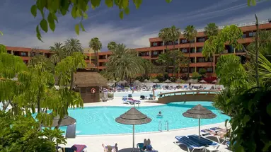 Alexandre Hotel La Siesta