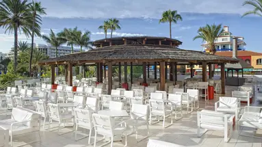 Alexandre Hotel La Siesta