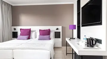 Alexandre La Siesta