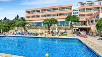 Alexandros Hotel