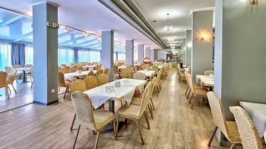 Alexandros Hotel
