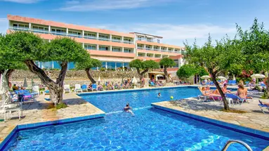 Alexandros Hotel