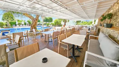 Alexandros Hotel