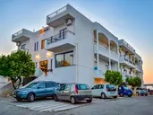 Alexis Hotel