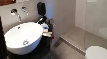 Alexis Hotel