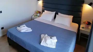 Alexis Hotel