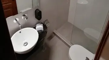 Alexis Hotel