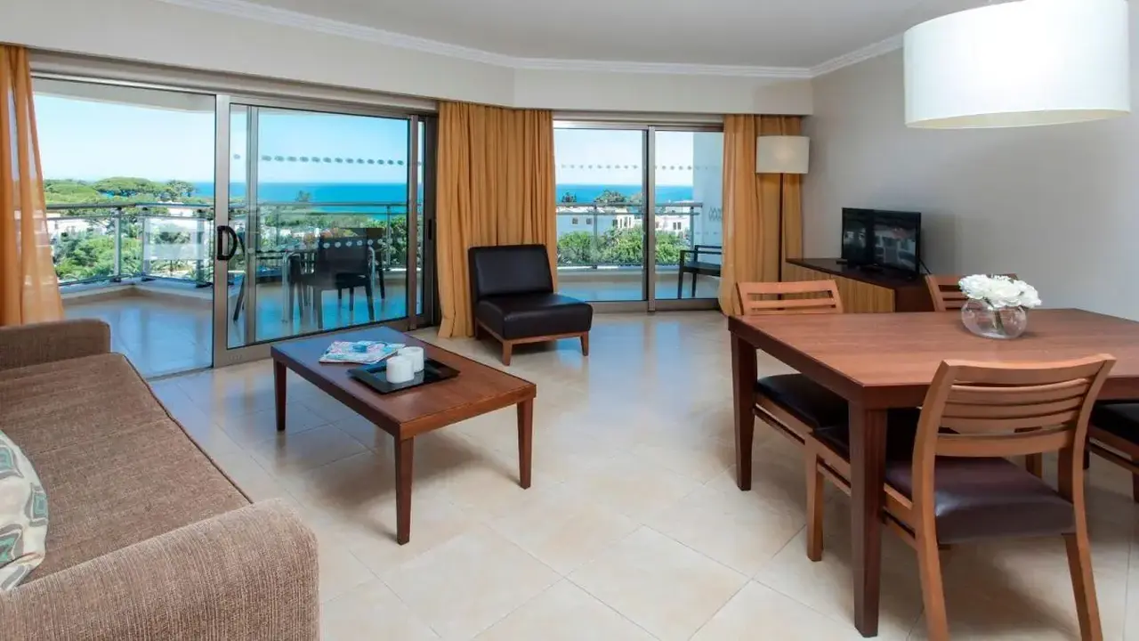Alfagar Aparthotel