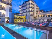 Alhambra Hotel