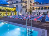 Alhambra Hotel