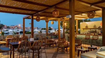 Ali Pasha Hotel