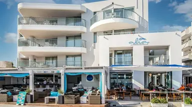 Alia Beach Hotel*