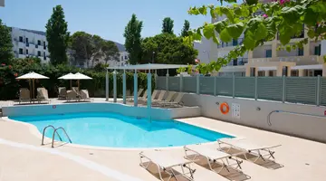 Alia Beach Hotel
