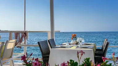 Alia Beach Hotel