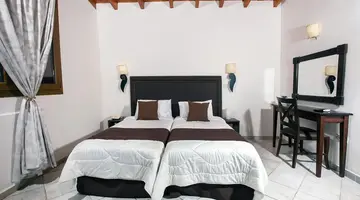 Alia Palace