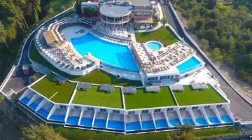 Alia Palace