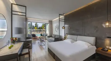 Aliathon Resort