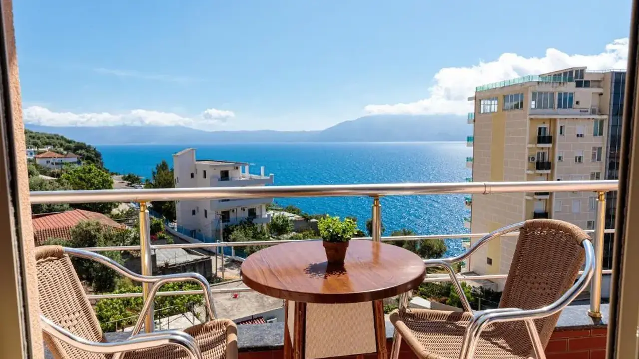 ALIKO HOTEL