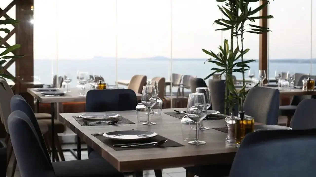 ALIKO HOTEL