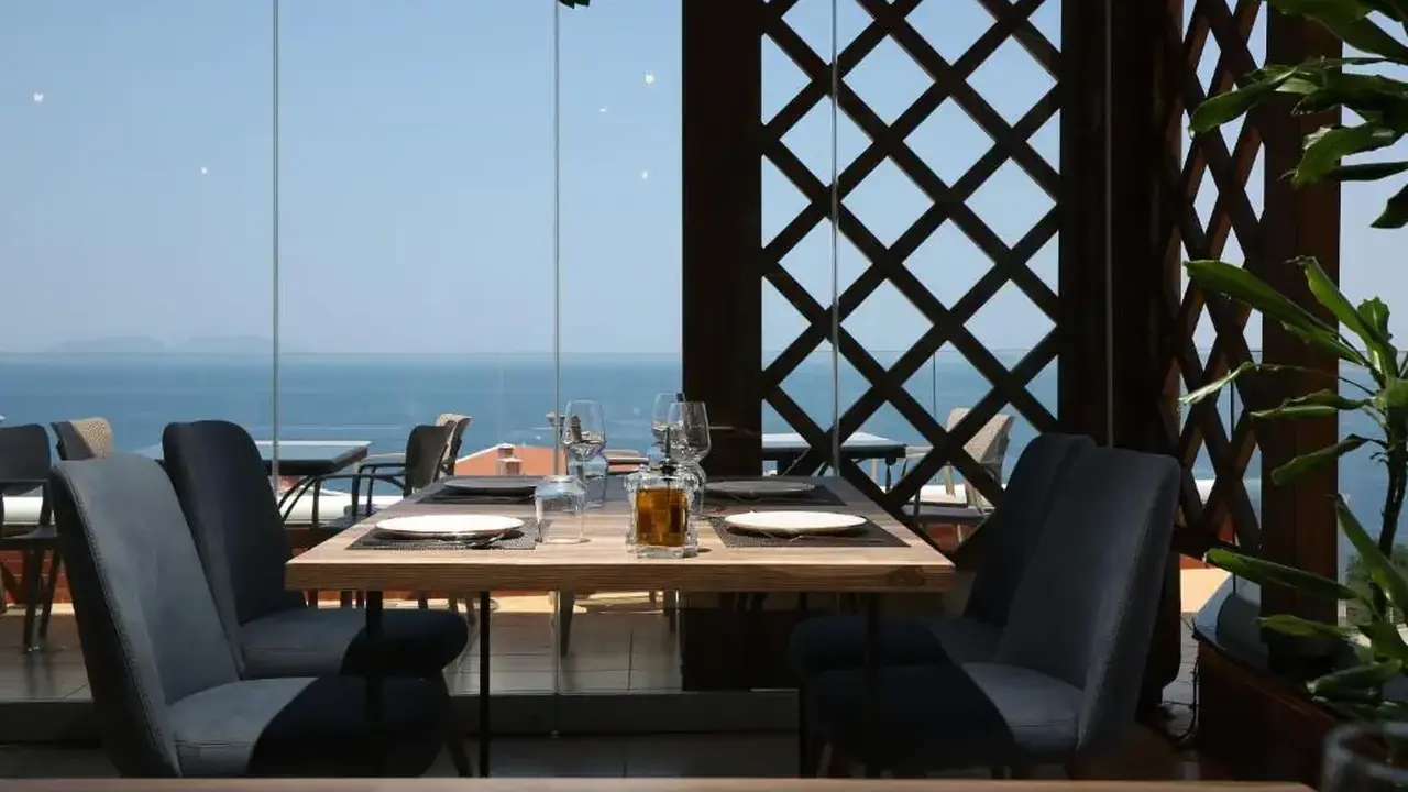 ALIKO HOTEL