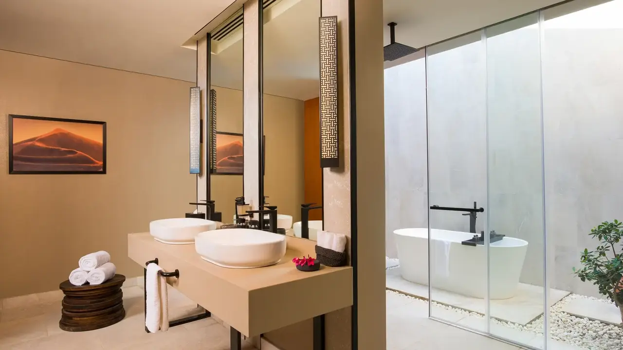 Alila Hinu Bay