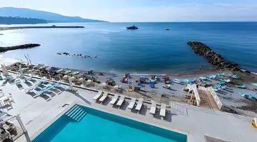 Alimuri Bay Resort