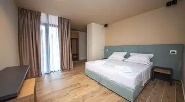 Alion 21 (Ex.Aldis Hotel)