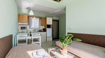 Alkionis Beach Hotel Apartments