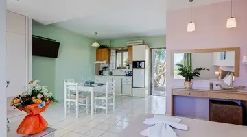 Alkionis Beach Hotel Apartments