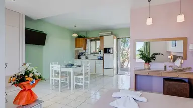 Alkionis Beach Hotel Apartments