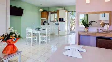 Alkionis Beach Hotel Apartments