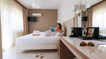 Alkyonis Hotel
