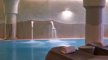ALMAR TIMI AMA HOTEL