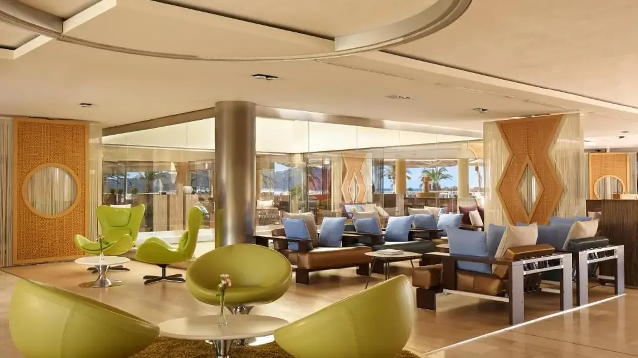 ALMAR TIMI AMA HOTEL