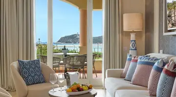 ALMAR TIMI AMA HOTEL