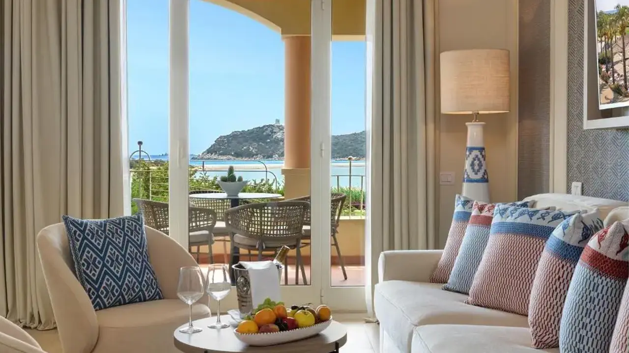 ALMAR TIMI AMA HOTEL