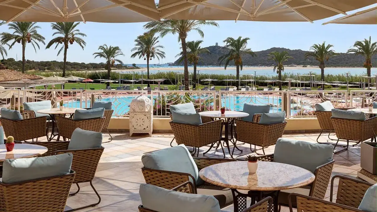 ALMAR TIMI AMA HOTEL